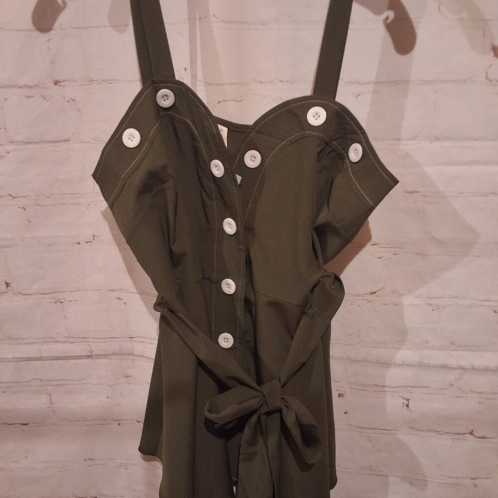 Dressfo Button Detail Top